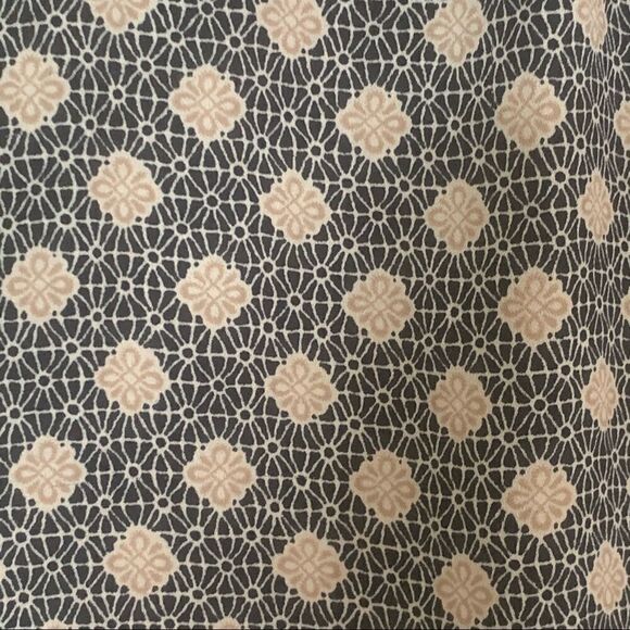 LOFT Gray Geometric Blouse, S - Picture 4 of 7